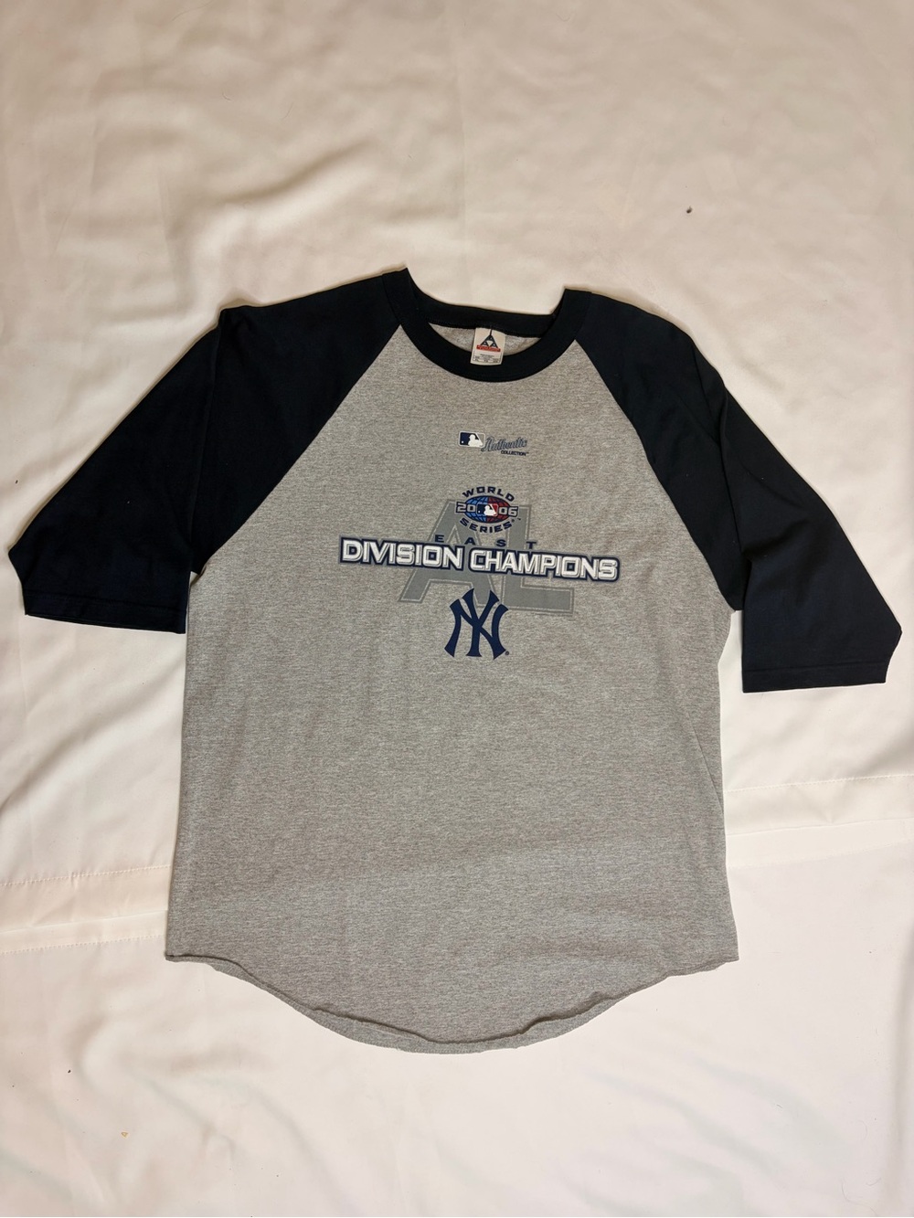 New York Yankees Men's Grey & Black 2006 Division Champs T-shirt Size XL